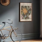 Farbenfrohe botanische Illustration von Moryarty mit dem Titel Flower Market - Jamaica Poster mit lebendigem Blumenkunstwerk mit tropischen Blumen und Blättern mit dem Titel Flower Market - Jamaica von Moryarty