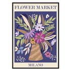 Farbenfrohes Blumenkunstwerk „Flower Market Milano“ von Moryarty, das leuchtende Blumen in einer Vase zeigt. Poster mit dem Kunstwerk „Flower Market – Milano“ von Moryarty, das einen bunten Blumenstrauß in einer gestreiften Vase zeigt.
