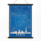 Pariser Stadtplan-Kunstwerk von Minimalist Paris Map Poster zeigt eine detaillierte blau-weiße Karte von Paris mit markanten Sehenswürdigkeiten und dem Eiffelturm mit dem Titel „Minimalistische Karte von Paris“.