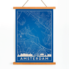 Opera d'arte minimalista di Amsterdam, raffigurante una planimetria dettagliata della città in blu e bianco. Manifesto artistico con mappa minimalista di Amsterdam, raffigurante una mappa blu e bianca di Amsterdam con strade cittadine e corsi d'acqua dettagliati.
