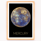 Ilustración de la NASA sobre Mercurio que muestra el planeta Mercurio en colores vivos sobre un fondo negro Póster de Mercurio de la NASA que representa la superficie detallada del planeta sobre un fondo negro con el título Mercurio debajo.