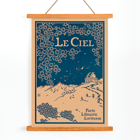 Escena de cielo nocturno ilustrada con observatorio de Le Ciel por Alphonse Berget. Póster artístico que presenta un cielo nocturno y un observatorio con motivos florales Le Ciel de Nouvelle Astronomie Pittoresque de Alphonse Berget