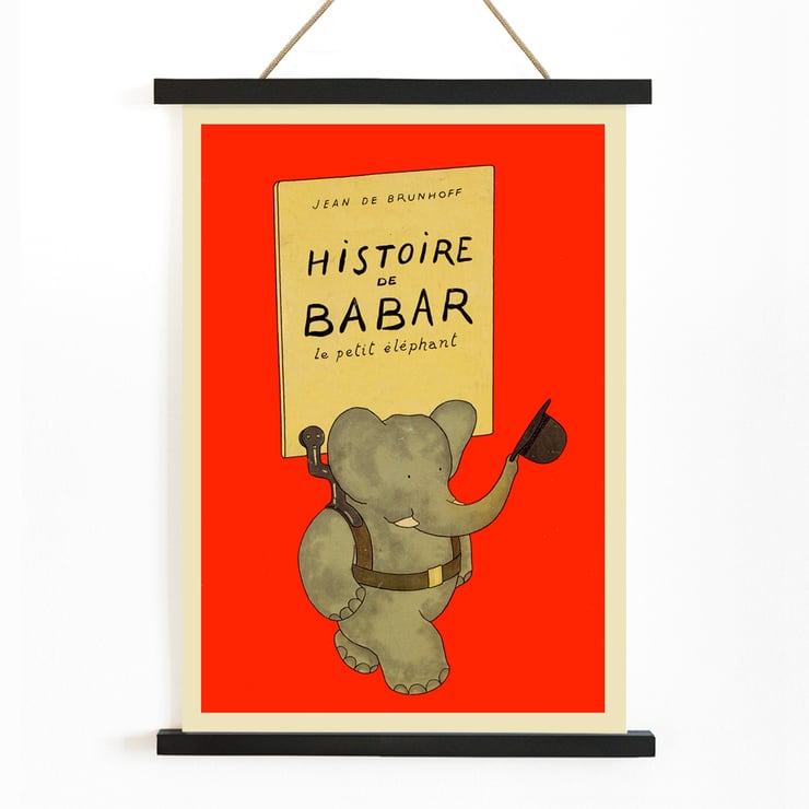 Illustration of a cheerful elephant carrying a hat from Histoire de Babar by Jean de Brunhoff. Poster of an elephant holding a hat by Jean de Brunhoff titled Histoire de Babar on a red background.