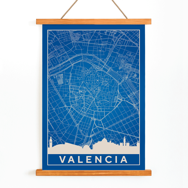 Mappa minimalista di Valencia dell'artista Minimalista Poster presenta una mappa minimalista dettagliata di Valencia in bianco e blu con lo skyline della città, intitolata Mappa minimalista di Valencia dall'artista.