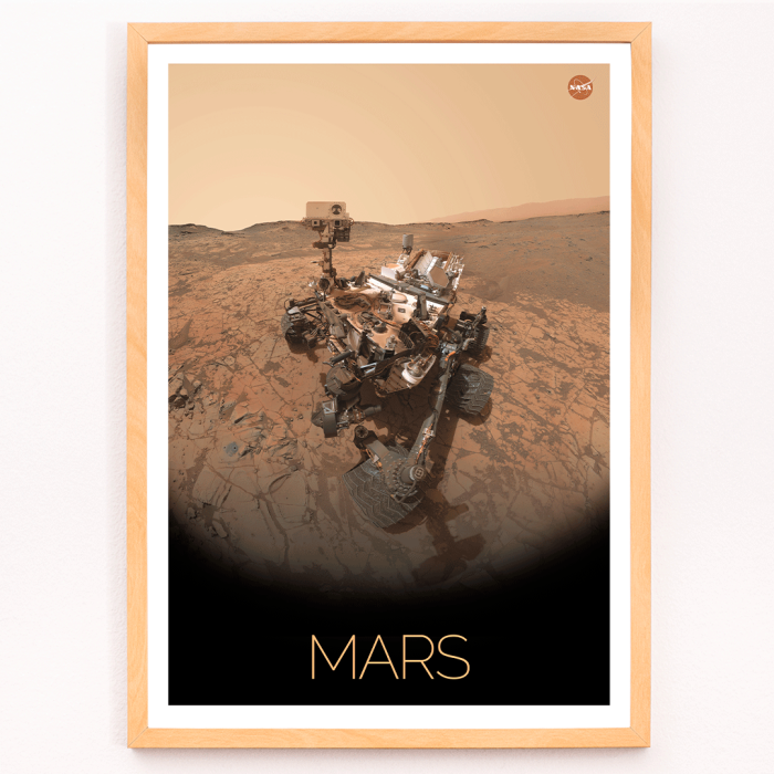 Póster titulado Rover on Mars de la NASA presenta una imagen de un rover de Marte en la superficie marciana con un logotipo de la NASA en la esquina superior derecha.