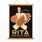 Póster de un chef sosteniendo waffles con el texto Rita Gaufres Leon Dupin promocionando postres sobre un fondo de estilo vintage.